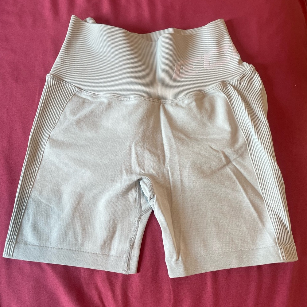 ECHT Arise Scrunch Shorts